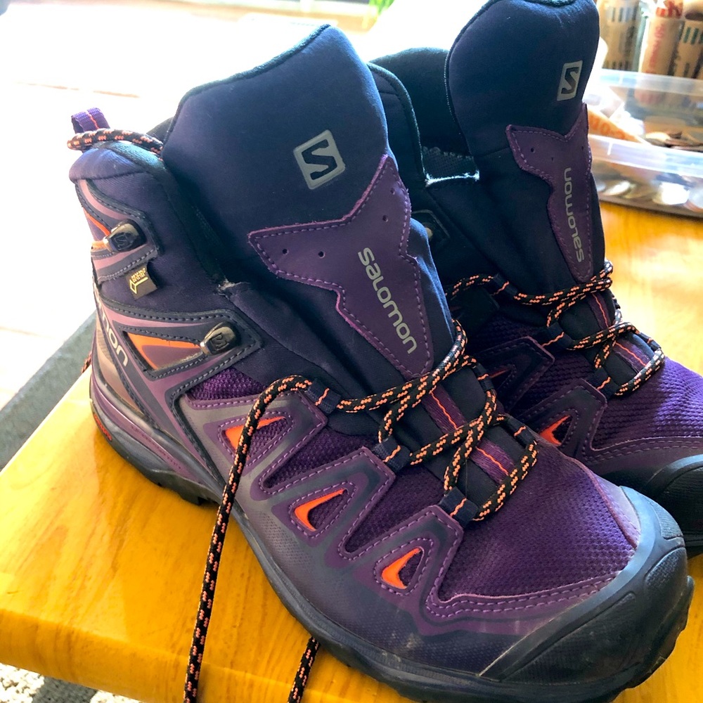 Women’s X Ultra 3 Mid Gore-Tex hiking boot
